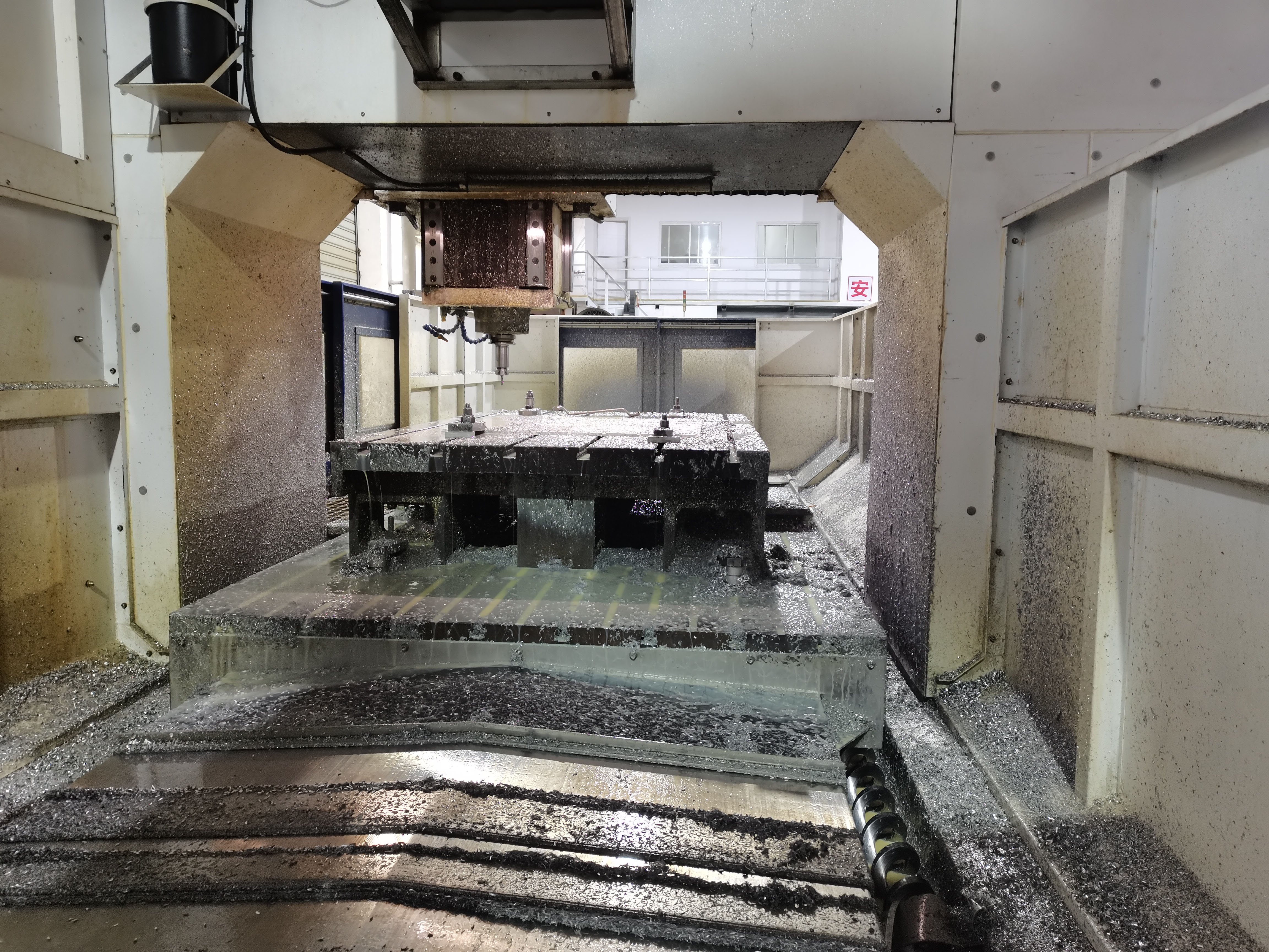 龙门铣加工现场